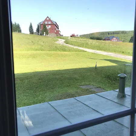 Bouda Na Lucinach Gæstehus Pec pod Sněžkou