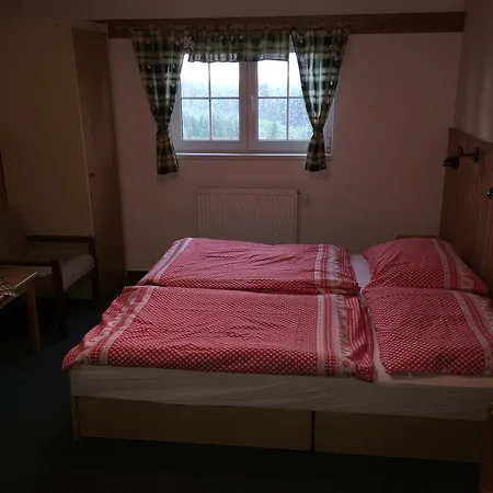 Bouda Na Lucinach * Pec pod Sněžkou