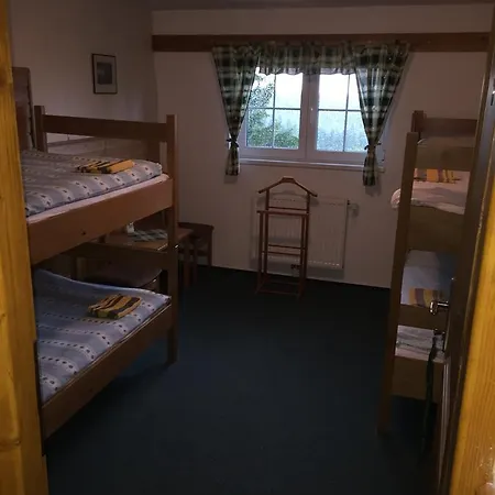 Bouda Na Lucinach Gæstehus Pec pod Sněžkou