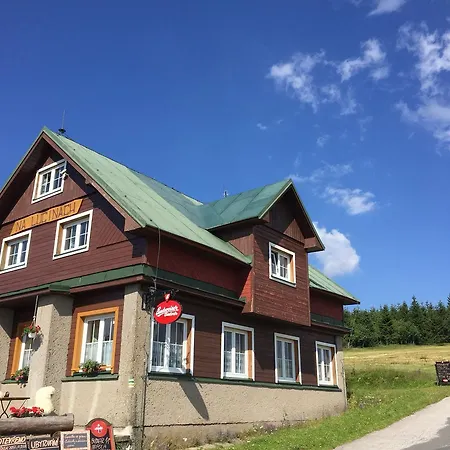 Gæstehus Bouda Na Lucinach Pec pod Sněžkou